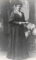 Elizabeth Gunderson nee Johnston